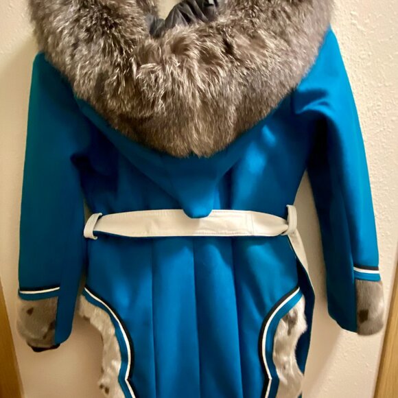 Parka from Indigenous Canadian designer - Picture 5 of 12